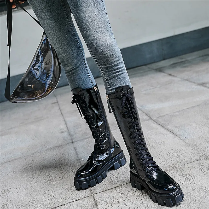 Ботинки мотоциклетные на толстой плоской платформе повседневные однотонные