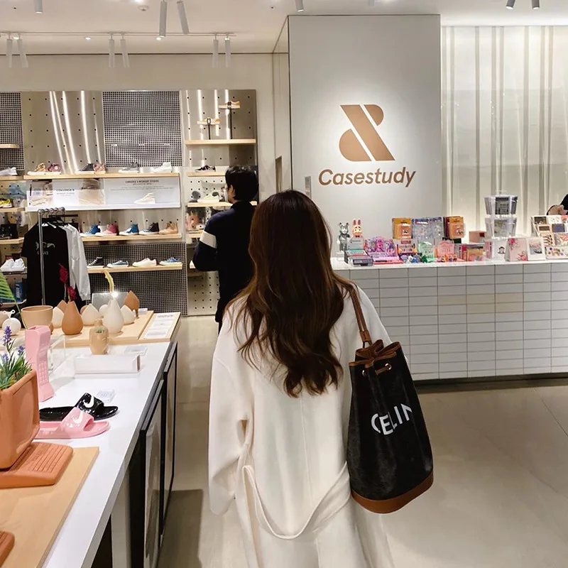 

2021 Women's Korean Style Pure White Elegant Hooded Lapel Collar Double Sided Wool Overcoat With Belt Casaco Feminino Inverno