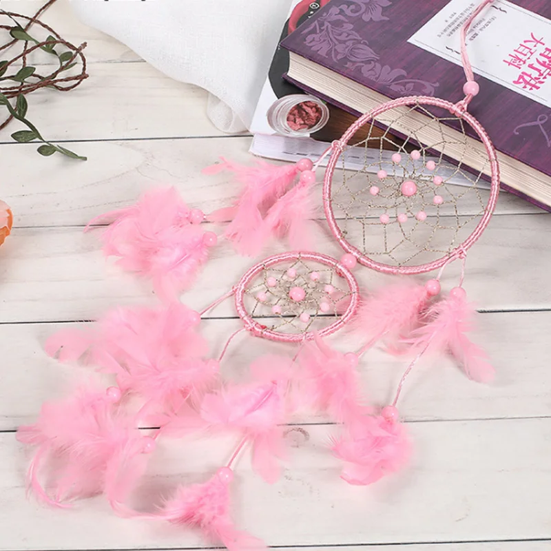 Розовая подвеска в виде двух колец Ловец снов розовая серия автомобильных