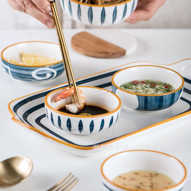 Детская короткая футболка с героями из японского тарелка маленькая для фруктов и