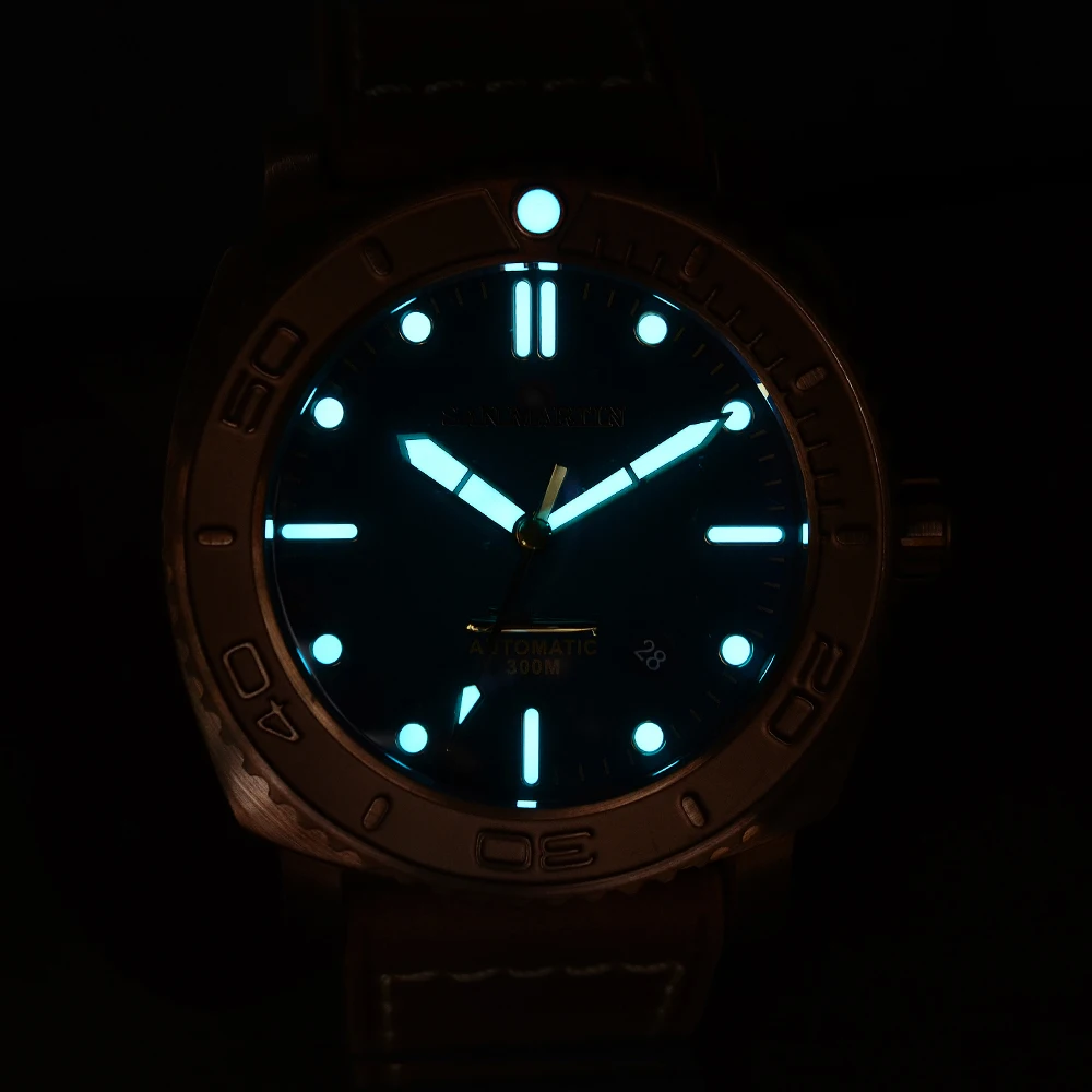 

San Martin CuSn8 Bronze Luxury Automatic Diver Retro Mechanical Men Watch Sapphire 30Bar Waterproof Cowhide Strap BGW9 Luminous
