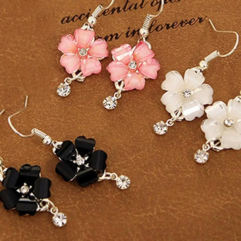 

Hook Earrings Elegant Piercing Women Flower Petals Rhinestone Ear Dangle for Wedding Hook Earrings Drop Earrings Dangle Pendant