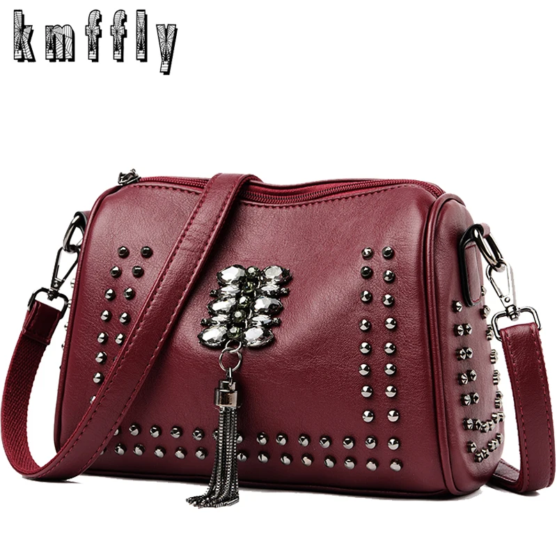 Женские сумки с заклепками высококачественные кожаные через плечо модные