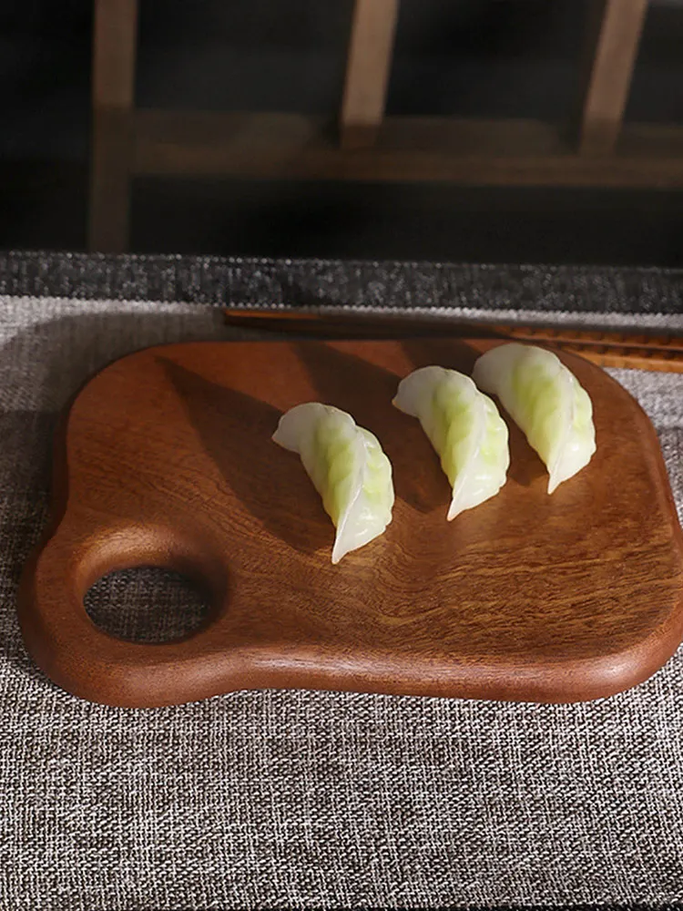 Деревянная кухонная разделочная доска из твердой древесины беслакированный