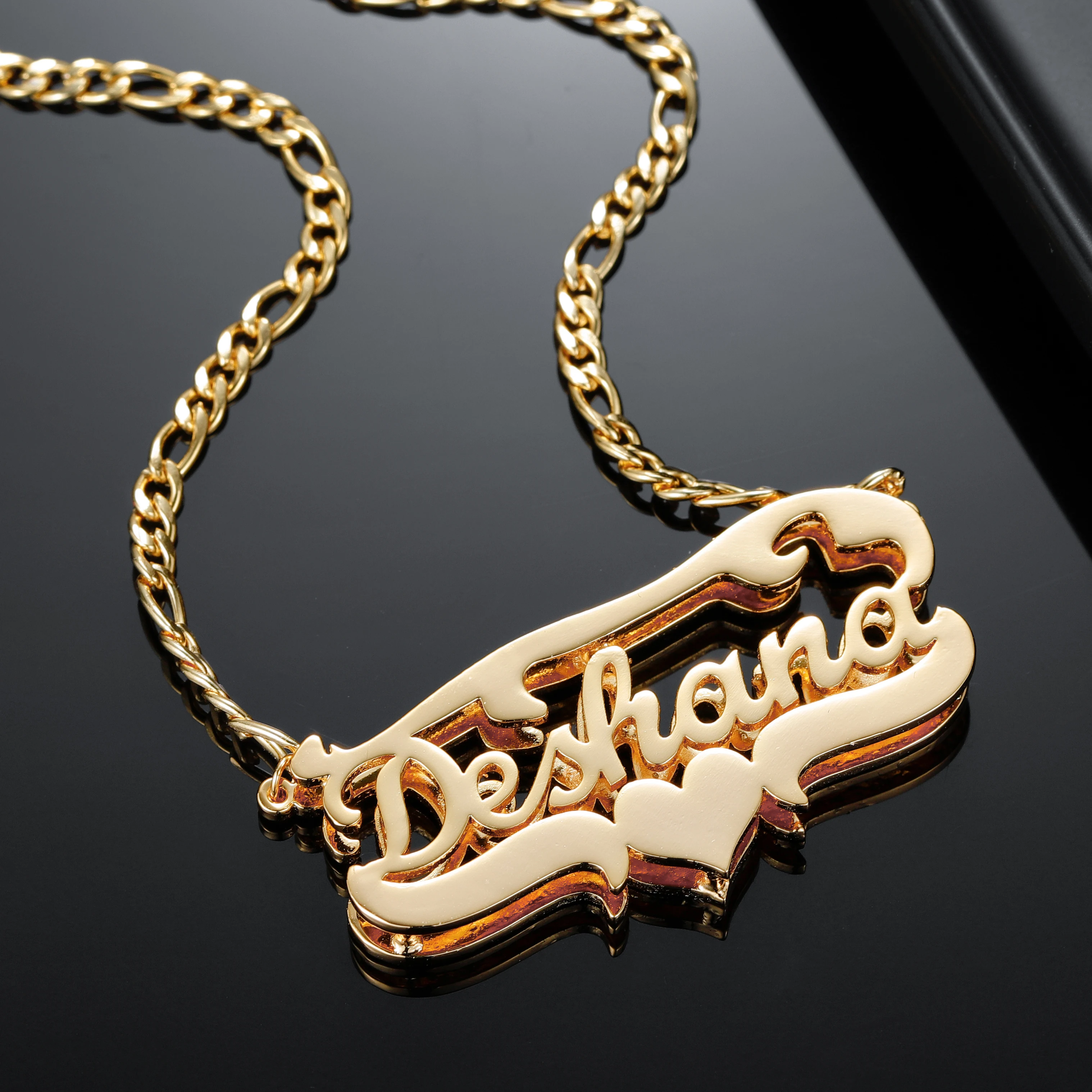 Персонализированная двухцветная позолоченная табличка с именем на заказ