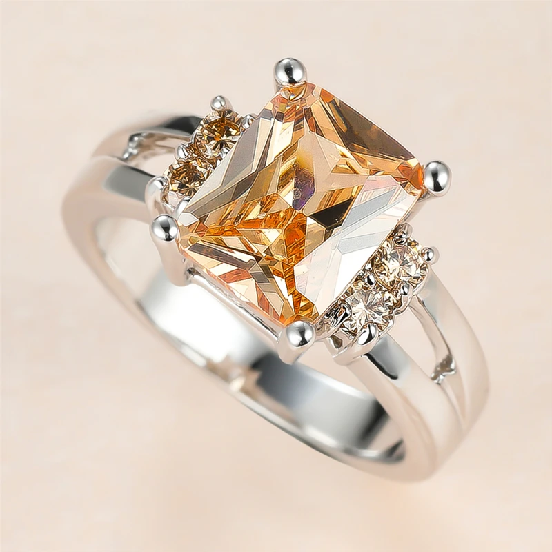 

Luxury Female Champagne Crystal Stone Ring Charm Silver Color Wedding Rings For Women Cute Bride Square Zircon Engagement Ring
