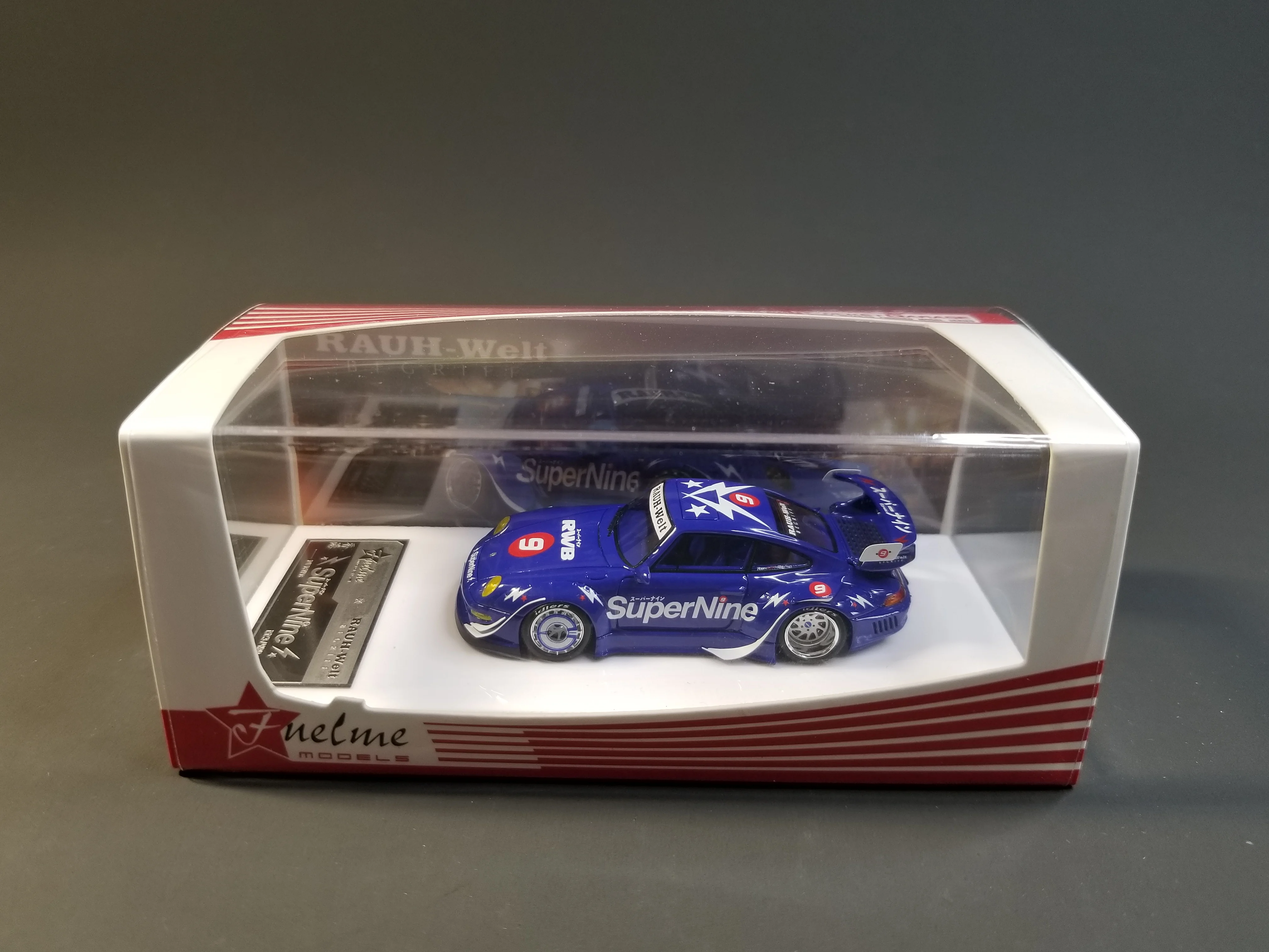 

Fuelme 1/64 RWB 993 Super Nine FM64002-RWB993-17B Resin Model Car Collection Limited