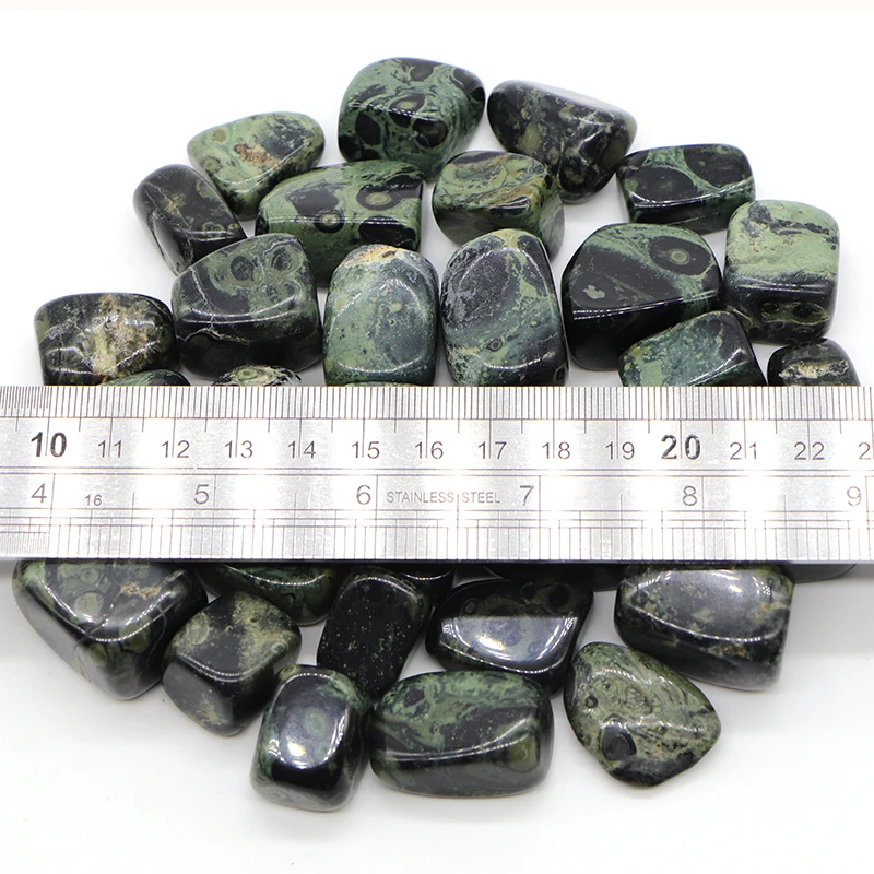 Натуральные кварцевые кристаллы и лечебные камни Kambaba Jasper оптом минеральные