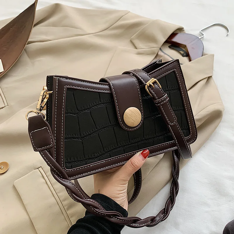 

New Woman Shoulder Bag Fashionable Simple Chain Messenger Bag High Quality Luxury Designer Handbag 2021 New Female Underarm Bag