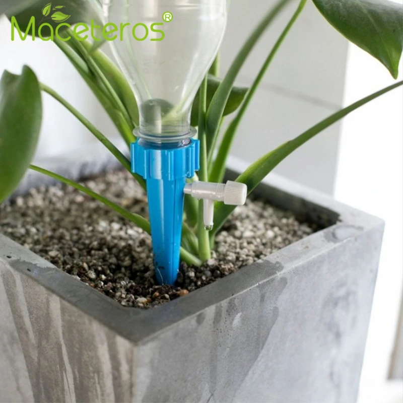 

6pcs Automatic Drip Irrigation Watering System Automatic Watering Device Dripper Valve Adjustable Garden Drip Irrigation Series