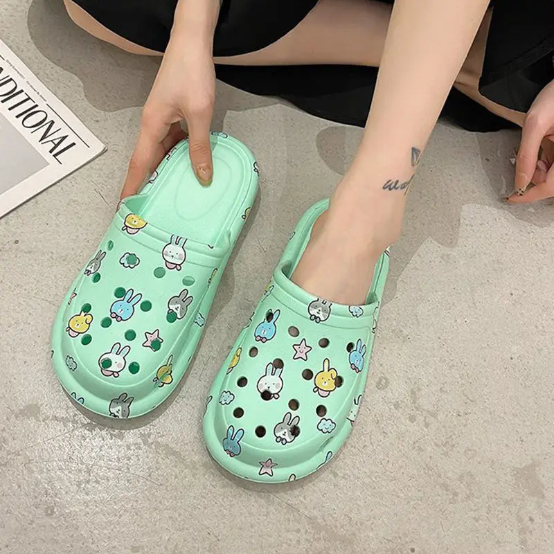 

Lovely Baotou half slippers for women to wear outside in summer