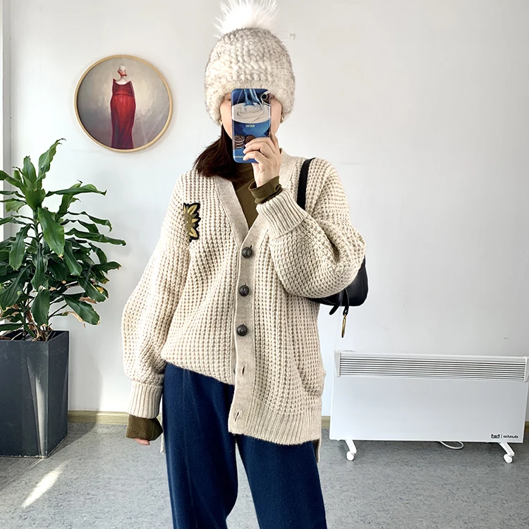 

Autumn Sweater Women V-Neck Embroidery Floral Patch Long Lantern Sleeve Loose 2020 New Female Knit Cardigan Top