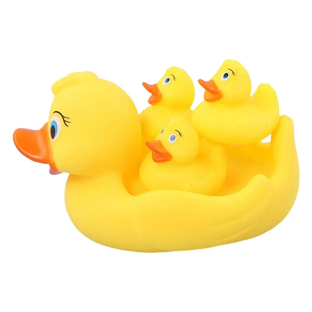 Резиновая игрушка одна большая три маленькие утки | Игрушки и хобби