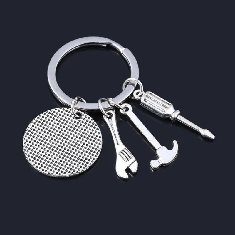 

Dad Letters Keychains Creative Hammer Screwdriver Wrench Keyring Handbag Decor Tassel Hanging Pendant Father's Day Gifts