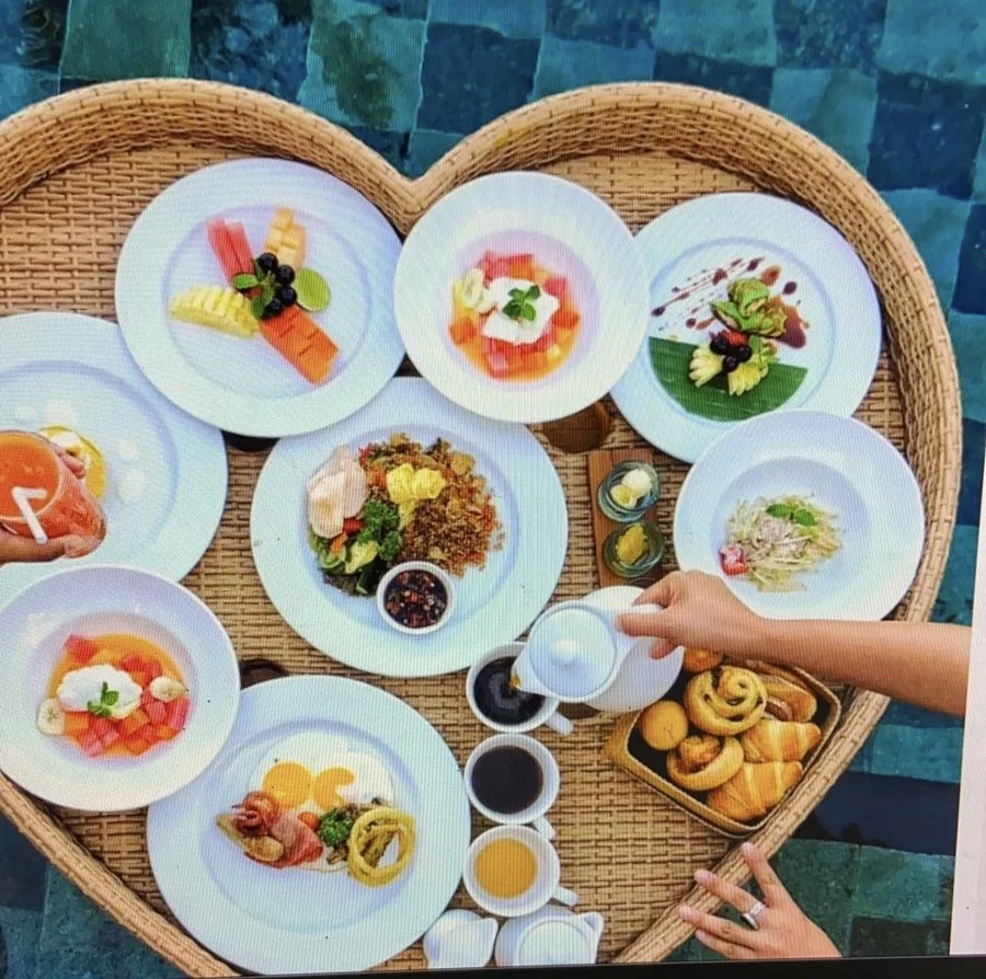 Ротанговые пуговицы боковой столик непринужденный поворотный стол для отеля спа