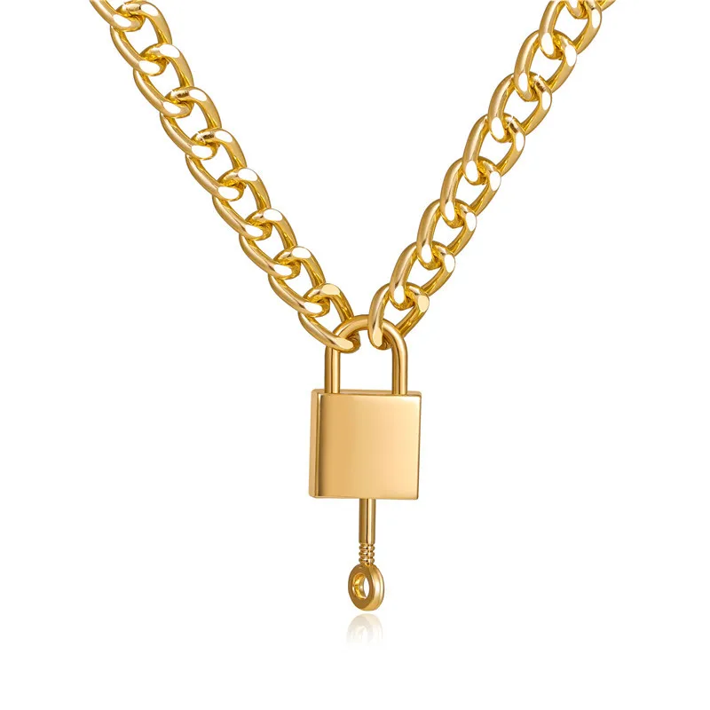 

2021 New European and American Cross Border New Necklace Creative Simple Personality Punk Chain Chain Key Pendant Clavicle Chain