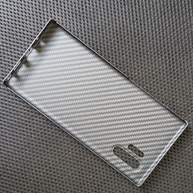 Новый матовый чехол из углеродного волокна с улучшенным сигналом для