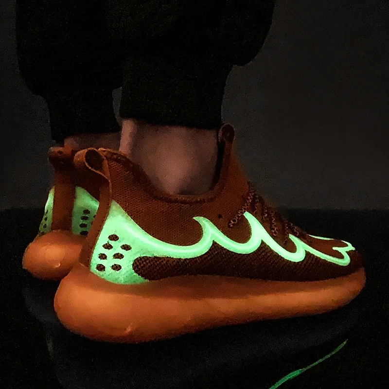 

Mesh Sneakers Men Running Shoes High Quality Fluorescence Breathable Sport Shoes Men Athletic Trainers Lace-up Black Men Sneaker