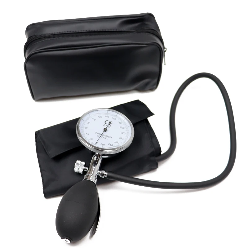 Классический черный медицинский прибор для измерения артериального давления