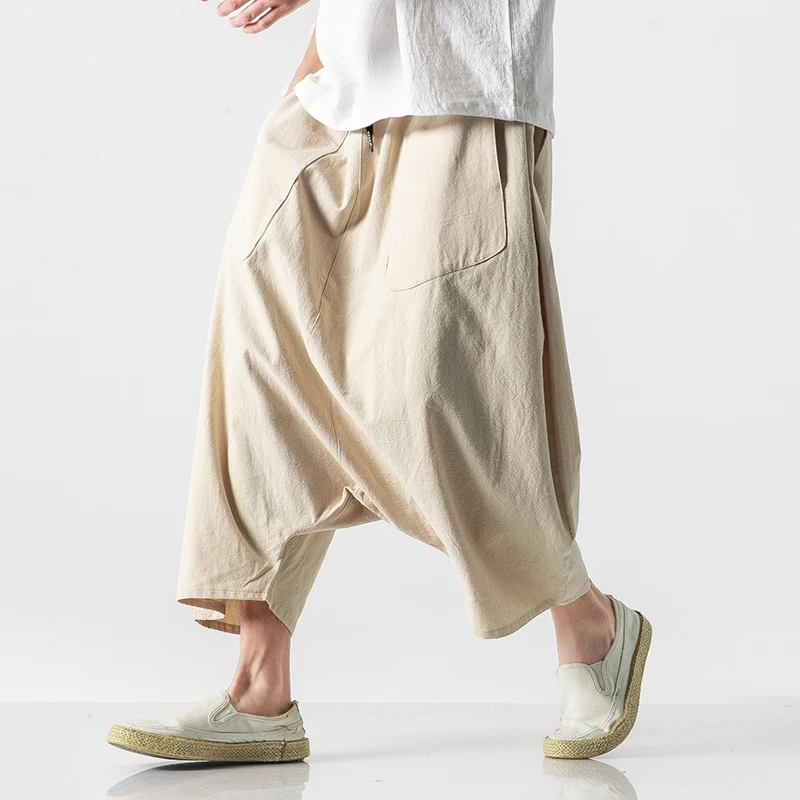 

Осень 2021, мужские повседневные брюки-султанки, винтажные свободные брюки из хлопка и льна с широкими штанинами, мужские брюки с эластичным п...