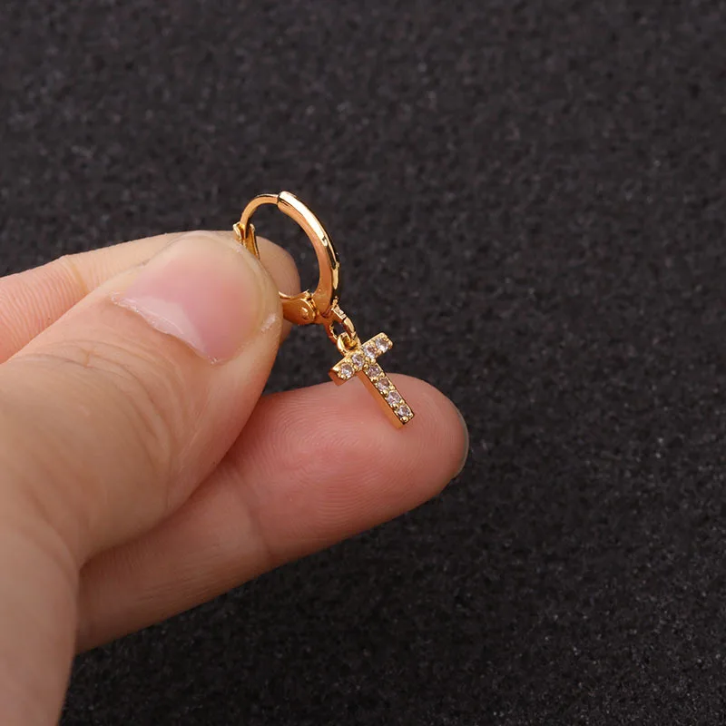 1PC Creative Cz 26 English Letters Hoop stud Earring Zircon Personalized Cartilage Earrings Puncture Helix Piercing Jewelry