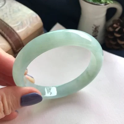 

Zheru Jewelry Burma Jade 54-64mm Light Color Bracelet Elegant Princess Jewelry For Mom For Girlfriend