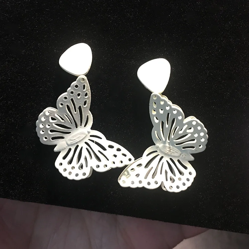 Серьги-гвоздики в виде белых бабочек для детей корейские ювелирные изделия 2020 |