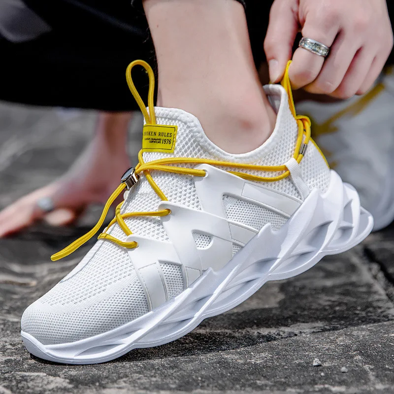 Fashion Lightweight Men's Blade Sneakers Cheap Blade Running Shoes Men Mesh Breathable Yellow Sports Shoes Men Athletic Sneakers