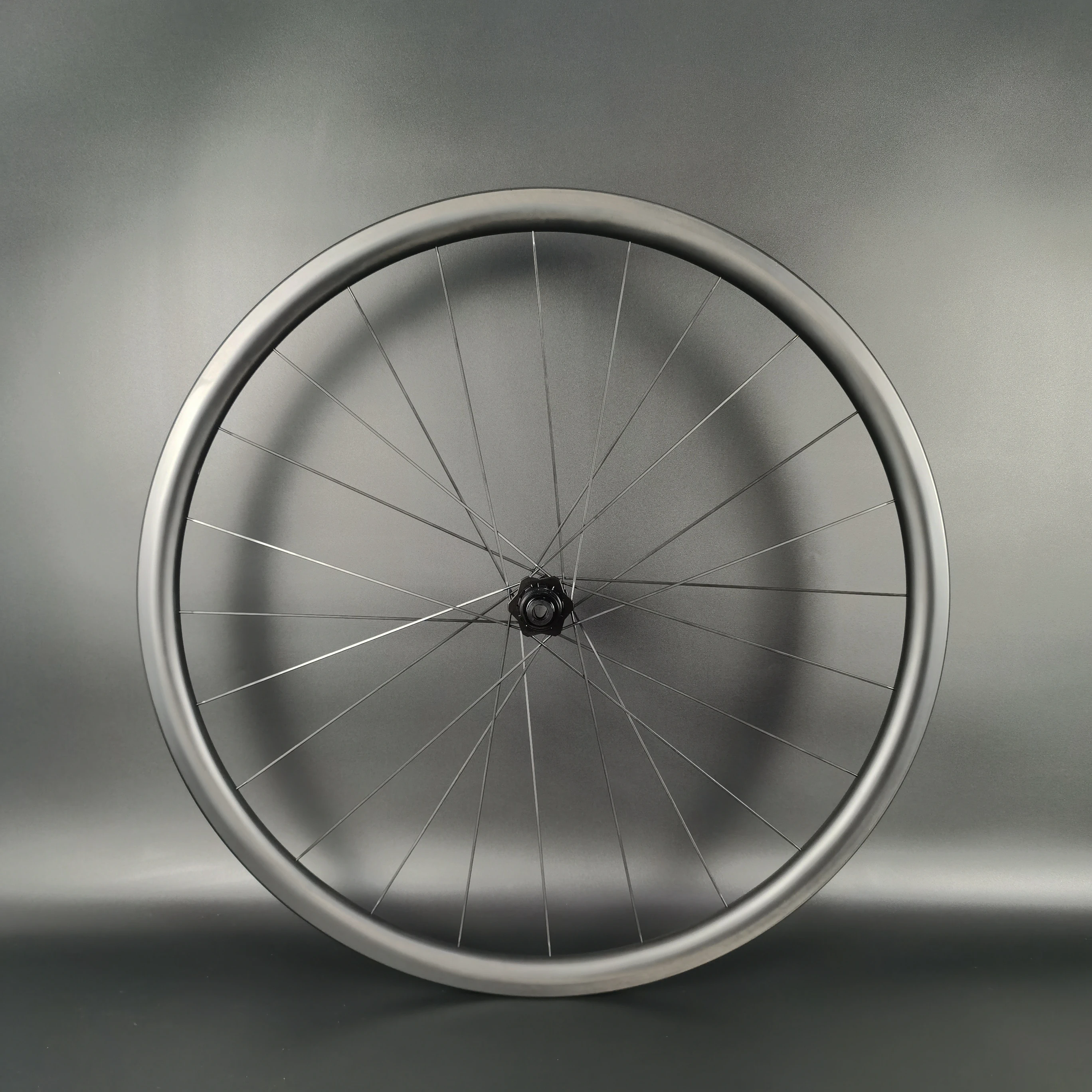 700C 30мм глубина 24мм ширина Клинчер/Бескамерное/Накатное Карбоновое колесное кольцо для дорожного велосипеда с дисковыми тормозами UD матовая отделка втулка DT 24-24 отверстия на.