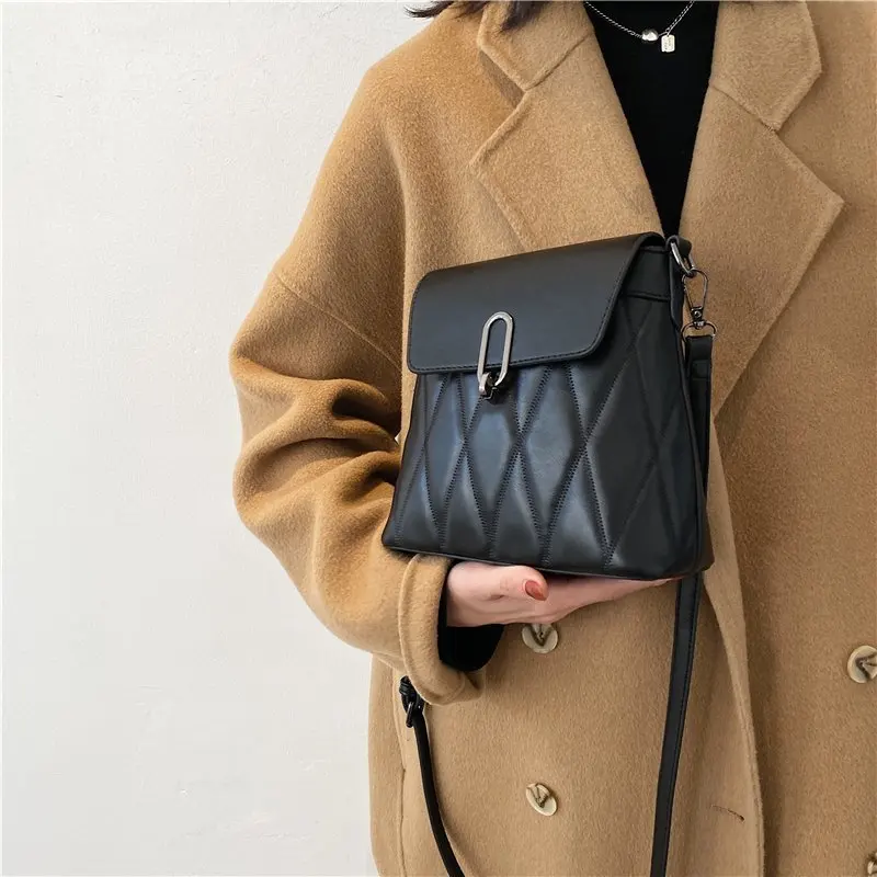 Маленькая квадратная сумка-мессенджер в стиле ретро для женщин