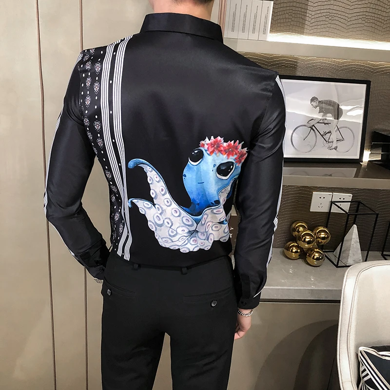 Мужская приталенная рубашка белая с цифровым принтом длинным рукавом смокинг