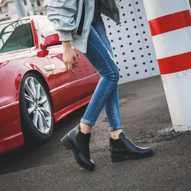Осенние ботинки на квадратном каблуке женская обувь из натуральной кожи