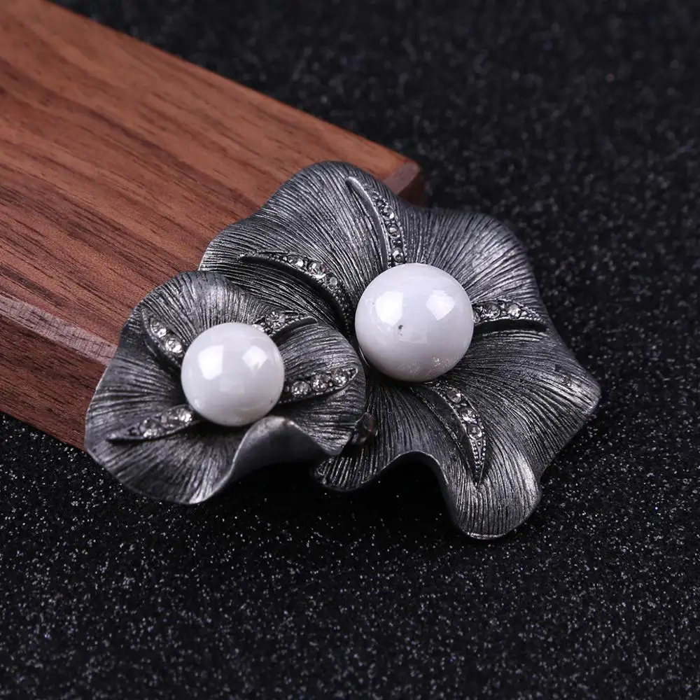 Винтажный металлический цветок брошь золотого и серебряного цвета с жемчугом