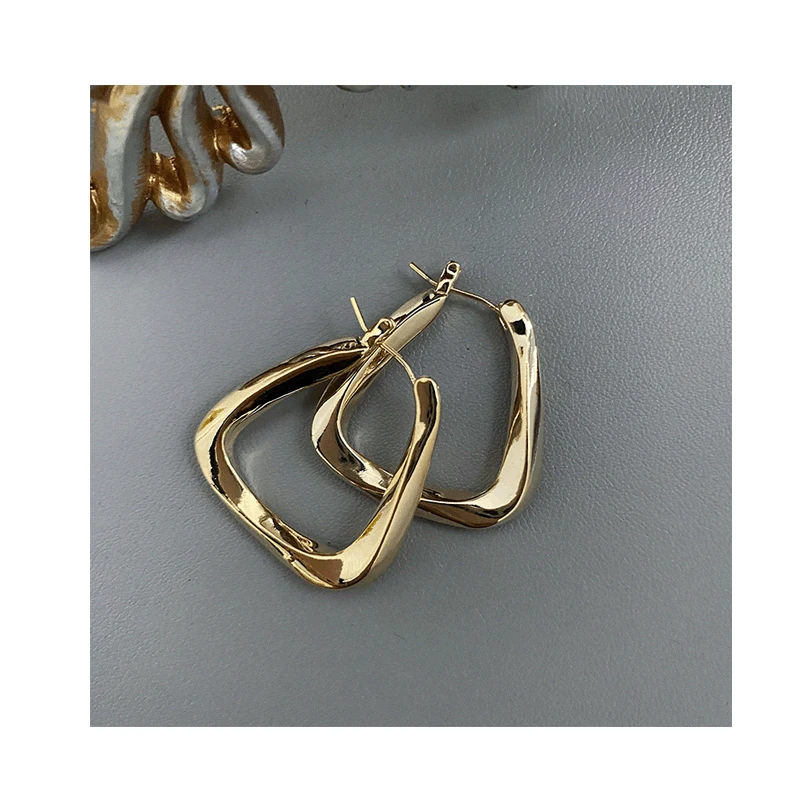 

2021new European and American 14K Metal Simplicity Ins Style Net Red Personalized Ornament