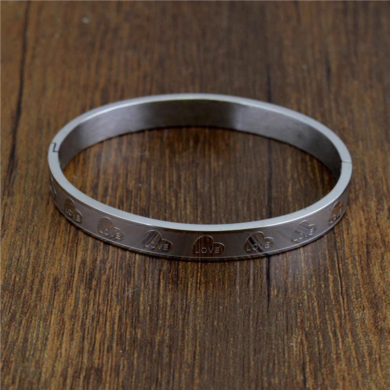 

Fashion Gold Color Stainless Steel Bracelet For Women Jewelry Female Gift Pulseras Mujer Wholesale Love Heart Bangles Men Bijoux