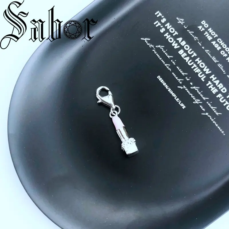 Подвеска Шарм розовая помада модное ювелирное изделие трендовый подлинный