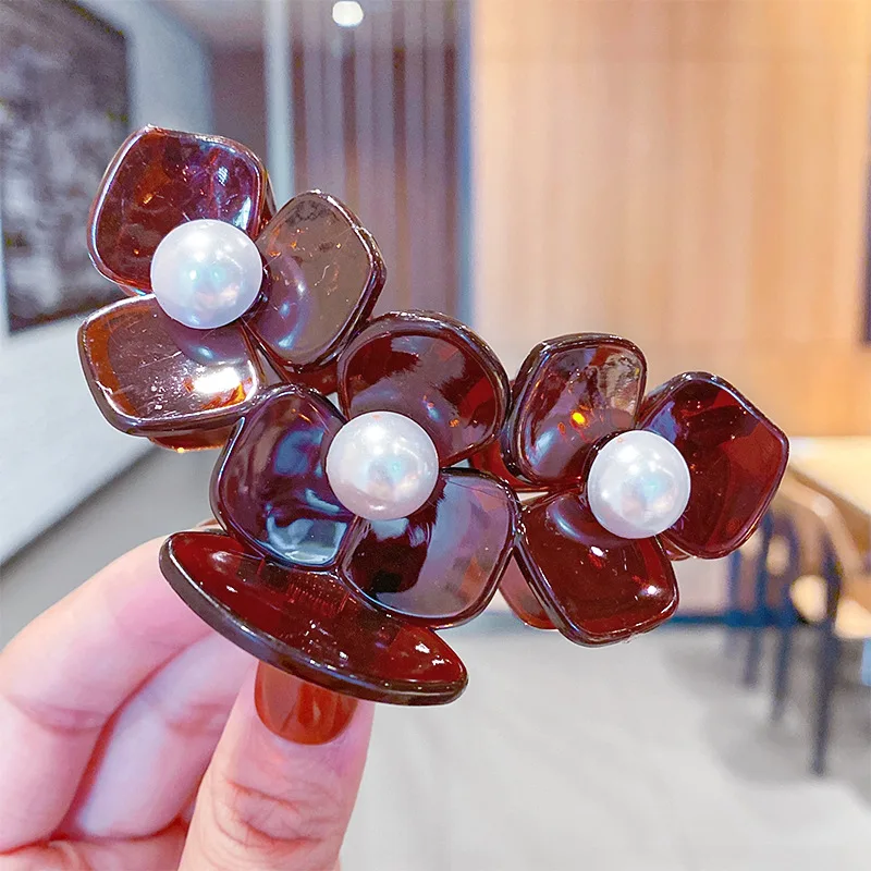 

Sweet Acetate Round Pearl Hair Clips for Women Girl Hair Claw Chic Barrettes Claw Crab Hairpins Styling Fashion Hair Accessories