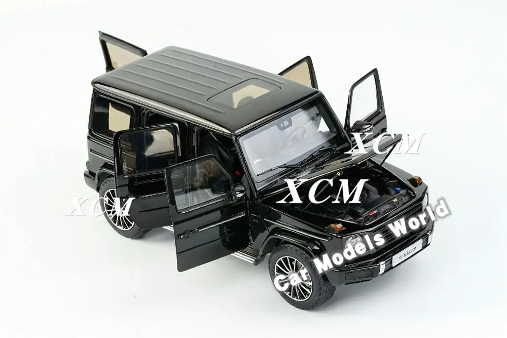 Литьевая модель автомобиля для мини hamps G Class (W 463) (Black) 1:18 + маленький подарок!| |