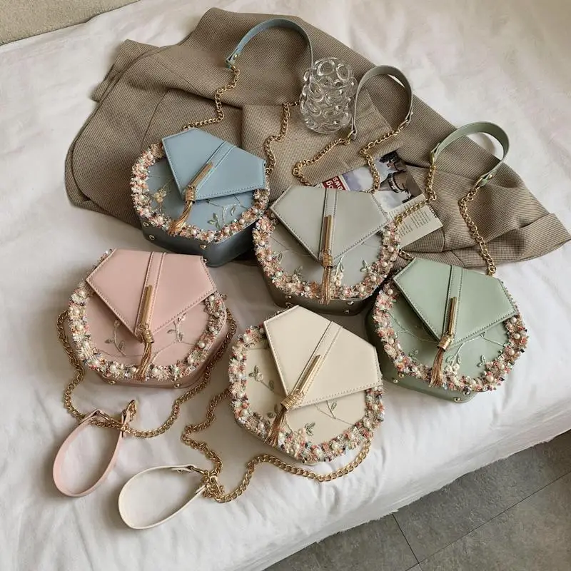 

Embroidery Floral Mini Chain Crossbody Bags For Women 2021 Korea Fashion Stylish Shoulder Bags Branded Designer Handbags Purse