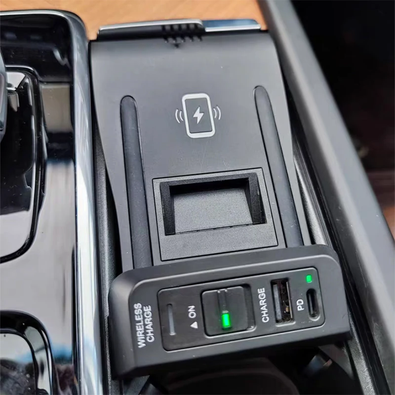 

Автомобильное беспроводное зарядное устройство QI для Volvo XC90, S90, V90, XC60, C60, V60, S60, 2018-2021, 15 Вт, быстрое зарядное устройство для телефона, чехол, за...