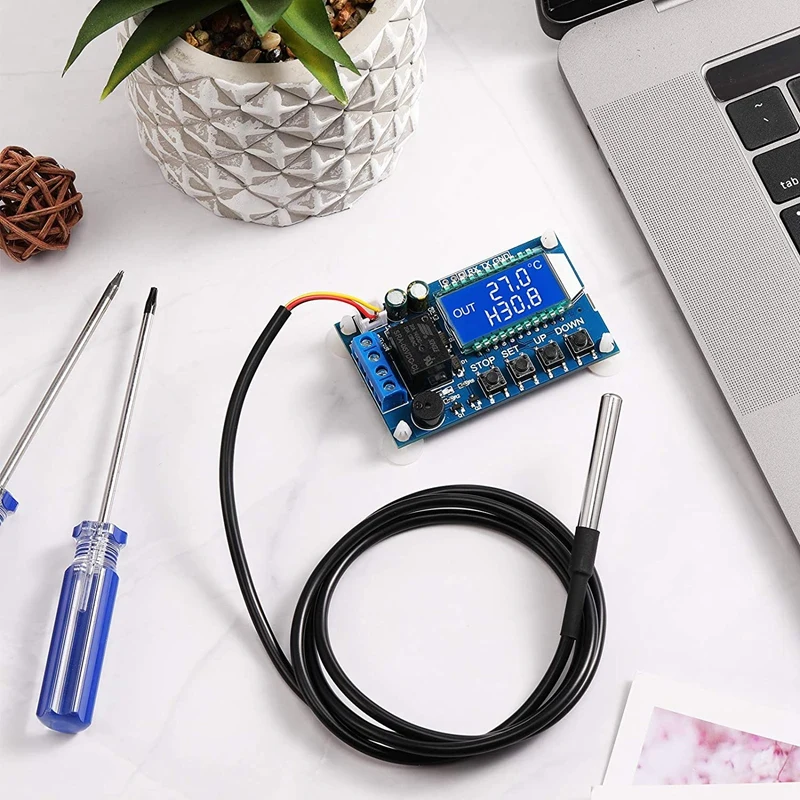 

DS18B20 1 M/ 3.2 Ft Digital Temperature Thermal Cable Waterproof Probe Sensor -55 to +125, Compatible with Arduino