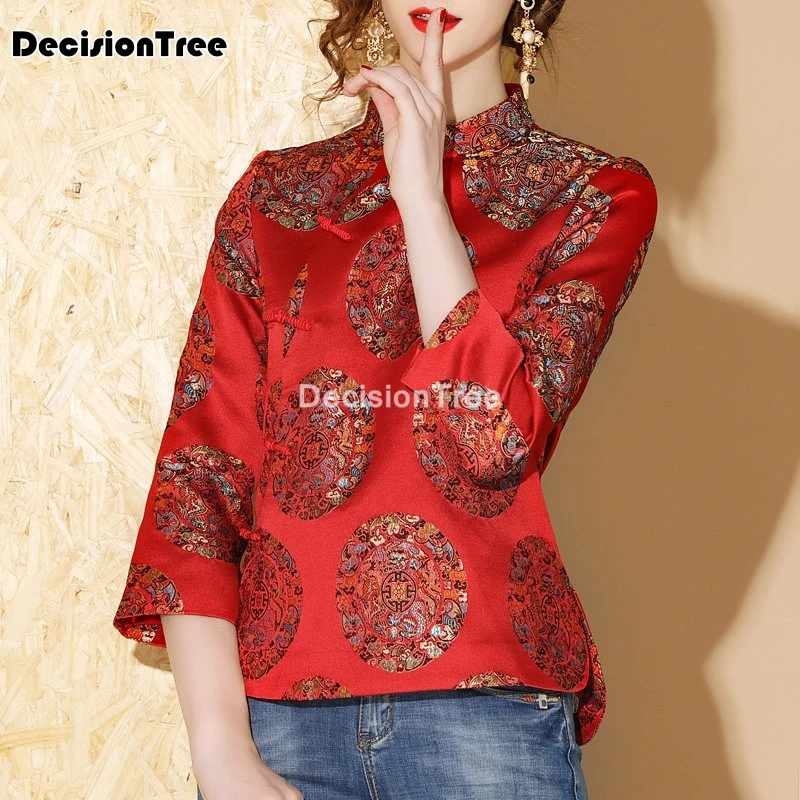 

2021 традиционная китайская qipao атласная куртка с вышивкой Топ женский qipao cheongsam топы винтажный костюм Тан Элегантная Дамская верхняя одежда