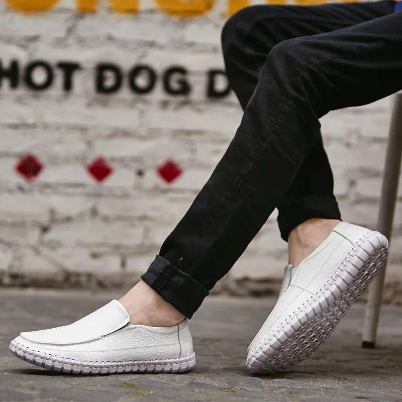 Мокасины мужские из натуральной кожи легкие лоферы плоская подошва без застежки