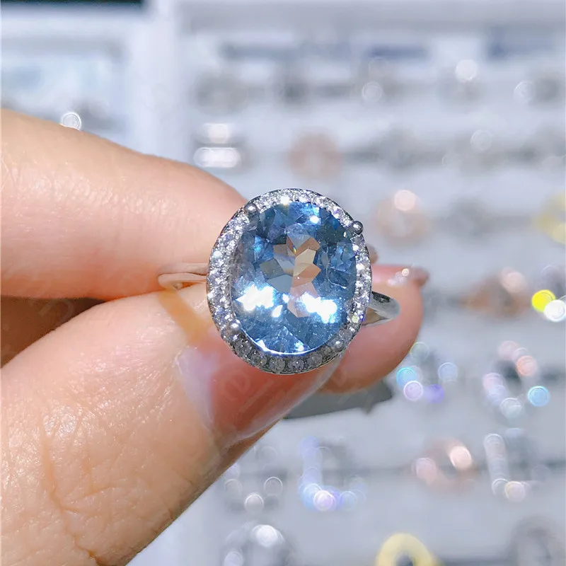 

The new 925 silver inlaid natural aquamarine ring, women's ring, luxurious atmosphere, individual charm