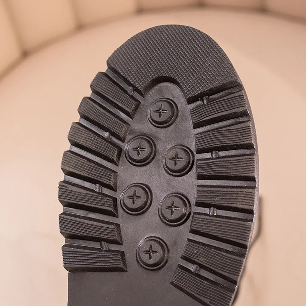 Черные женские Ботинки на каблуке с круглым носком повседневная обувь шнуровке