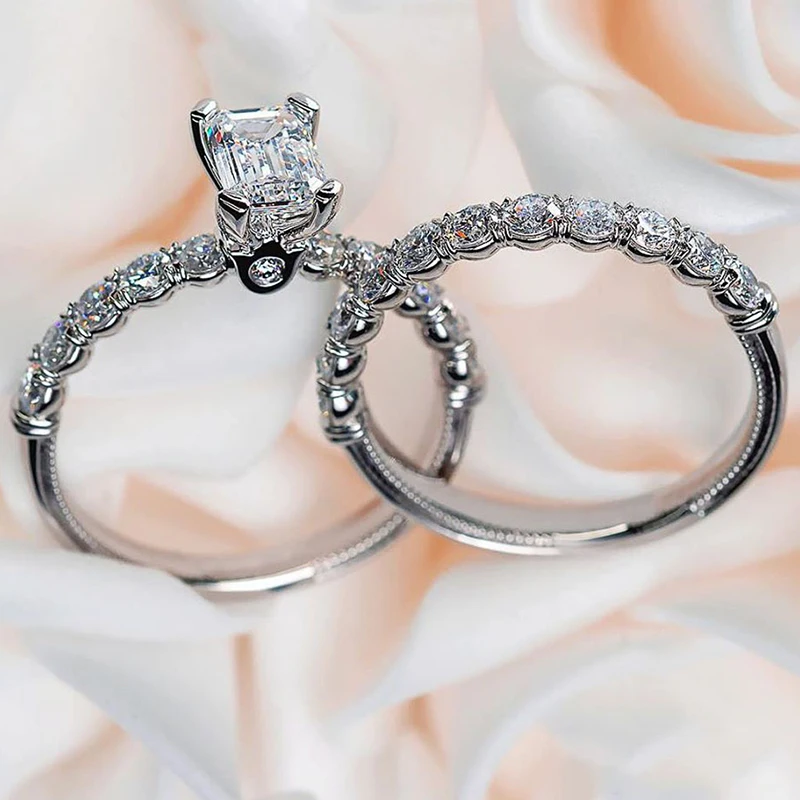 

Luxury 2Pcs Bridal Set Brilliant White Crystal Zircon Inlay Engagement Rings For Women Romantic Wedding Jewelry Gift Wholesale