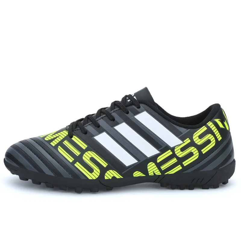 Men Football Shoes Athletic Soccer Shoes Kids Adults Soccer Cleats Training Football Sneakers Men Chaussures De Football Homme - Цвет: black1