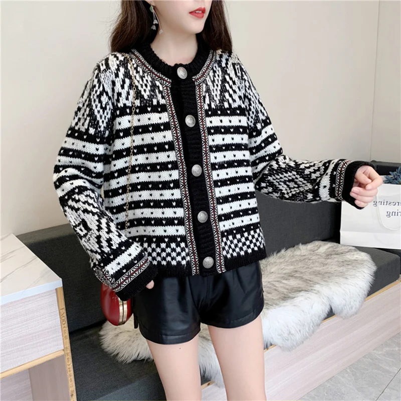 

Jacket Graceful Sweater Vintage Autumn/Winter 2020 New Style Knitted Cardigan Women's round Neck Top