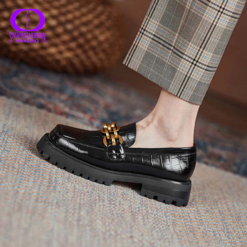 

AMEGOO Office Lady Metal Chain Square Toe Loafers Women 2021 Spring Wax Cowhide Leather Flats Female Pigskin Inside Rubber Shoes