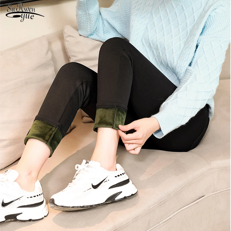 

2021 Autumn Winter Thick Skinny Pants Velvet Denim Jeans High Waist Pants for Women Women Plus Size Clothes Denim Joggers 17523